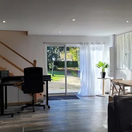 Σπίτι διακοπών Charmante Maison Avec Grand Jardin Partage A 8kms De Pamiers Le Vernet (Ariege)
